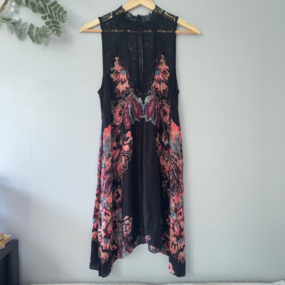 Intimately Free People Black Floral Lace Whimsigoth High Neck Sharkbite Sz S